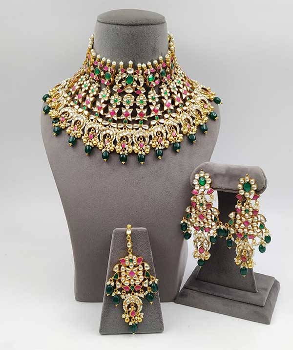 Bridal Jewellery in high quality AC kundan with gold plating. 
