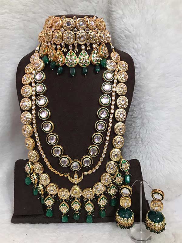 Semi precious designer jewellery at affordable price. 